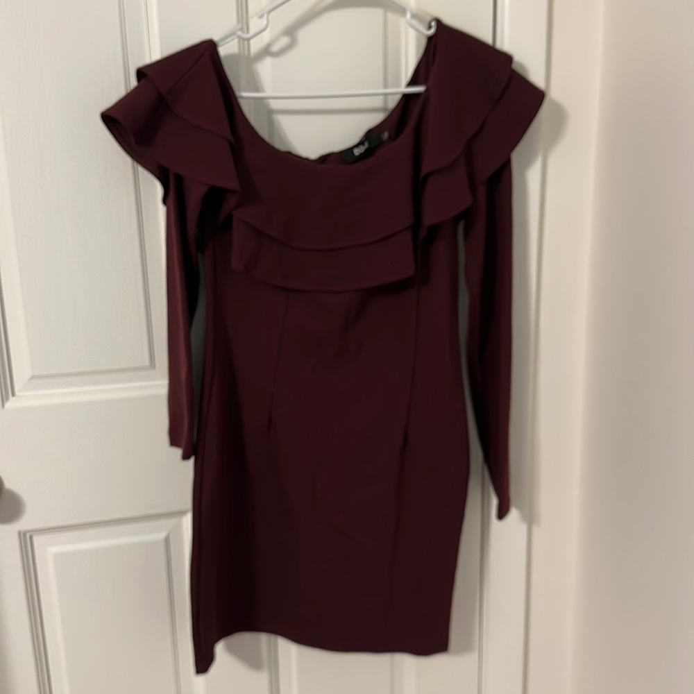 Do + Be Burgundy Off the should Dress. NWT